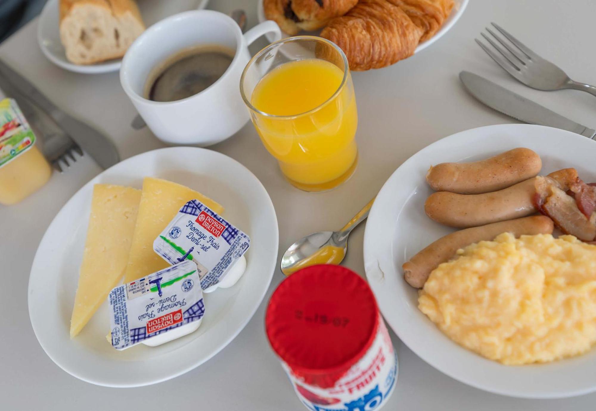 B&B Hotel Troyes Barberey Eksteriør bilde