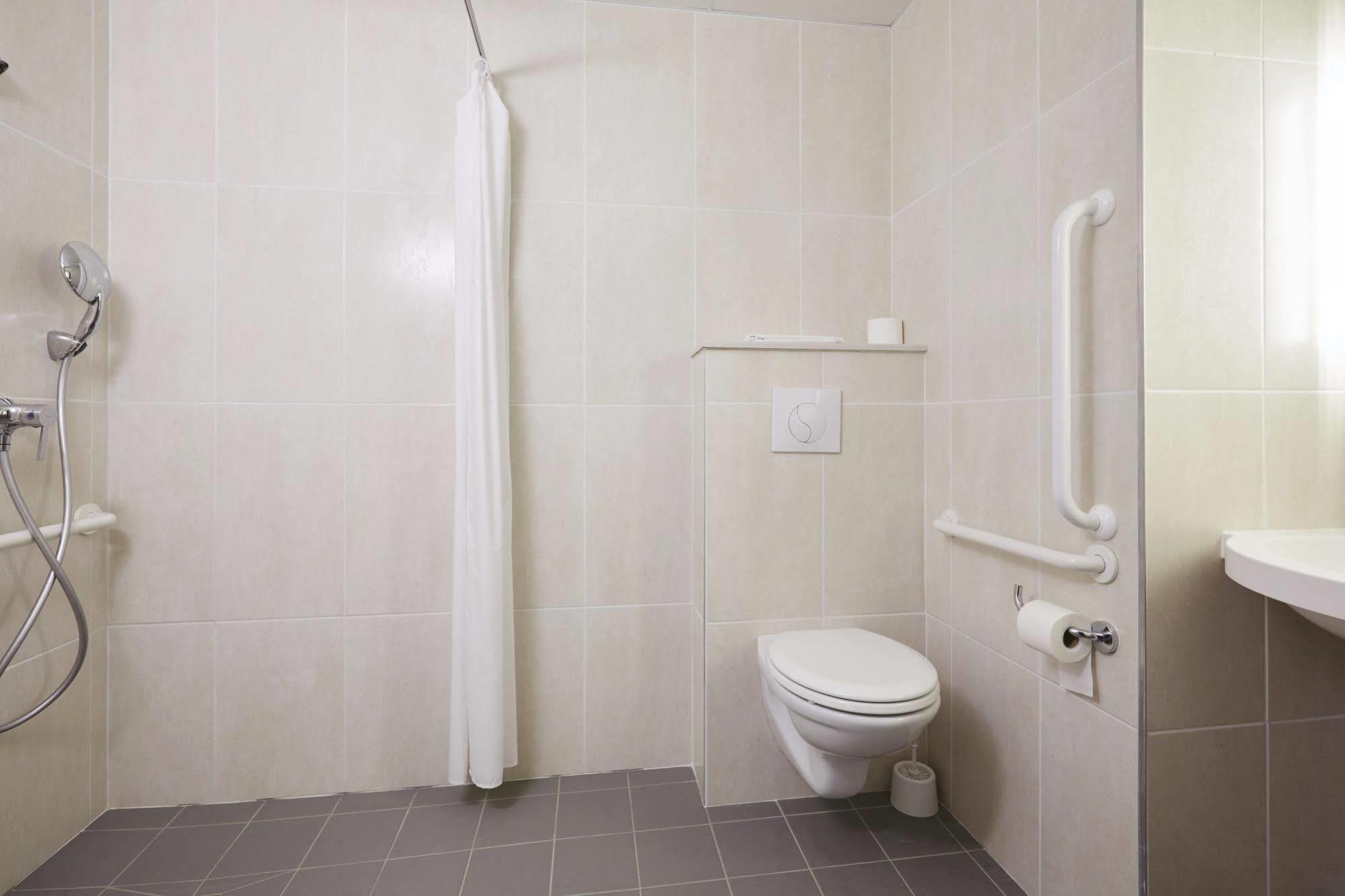 B&B Hotel Troyes Barberey Eksteriør bilde